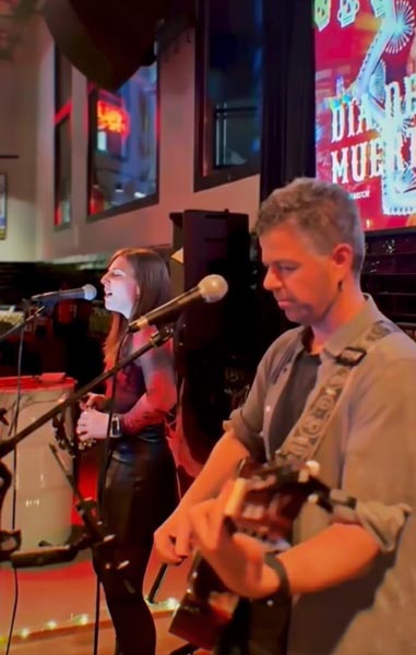 Actuación Día de Muertos